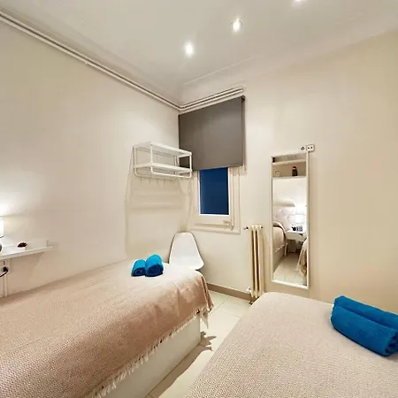 B&B Gran Via 바르셀로나